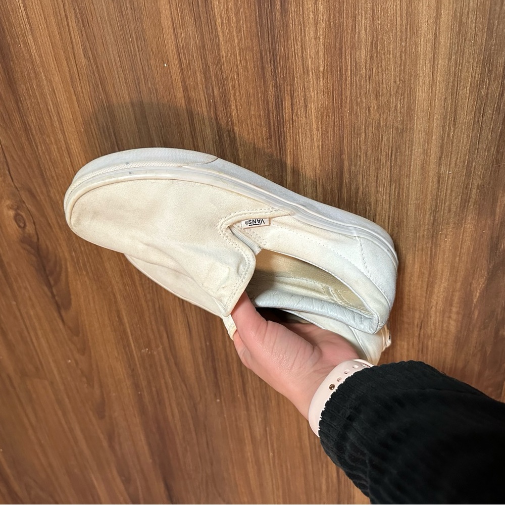 White vans